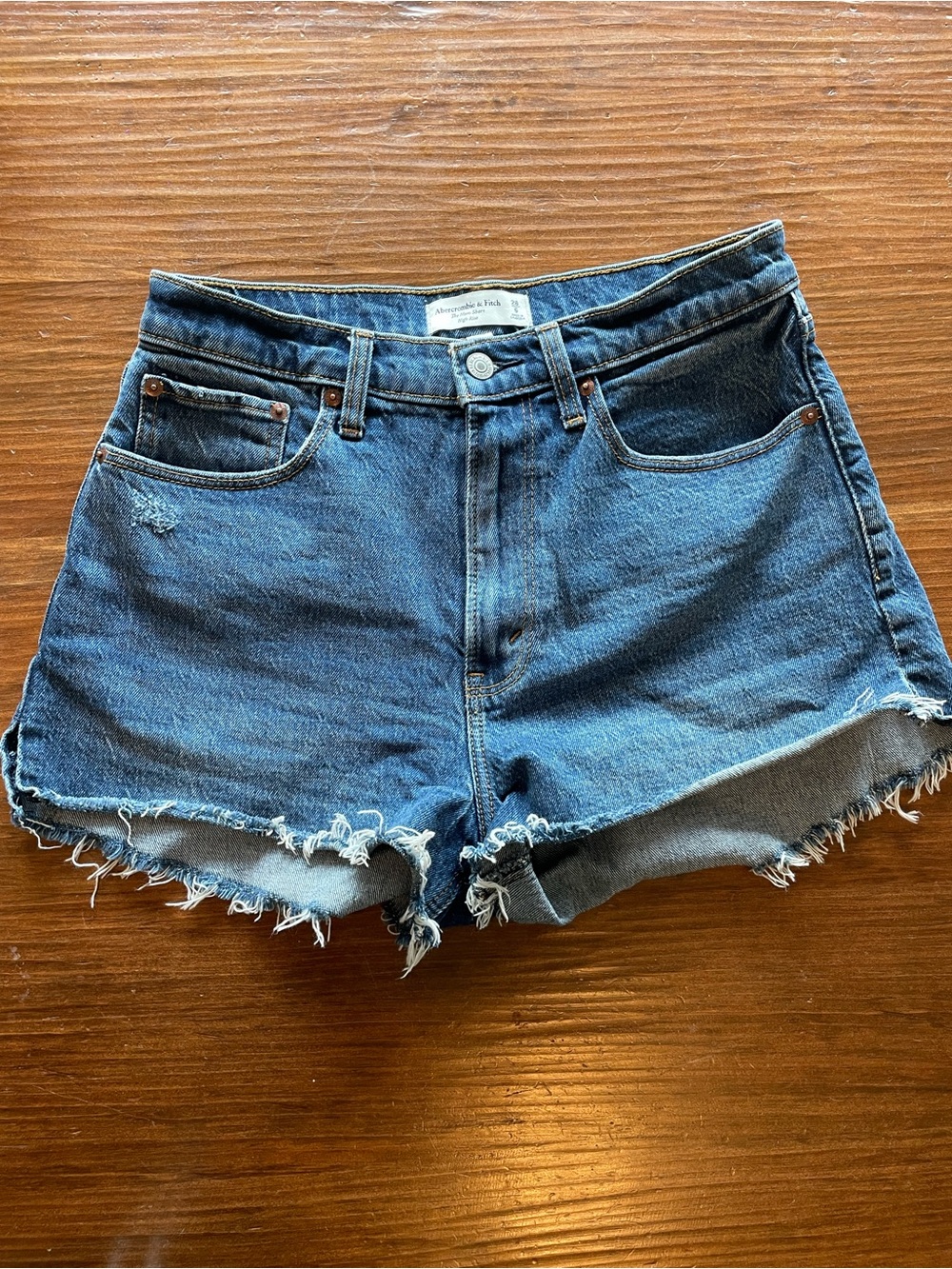 Abercrombie & Fitch Dark Denim Frayed Mom Short High Rise